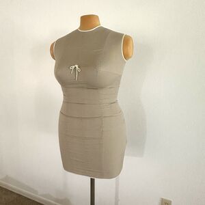 Uniquely You Dress Form Foam Tan Vintage - Rare Find Size M/L